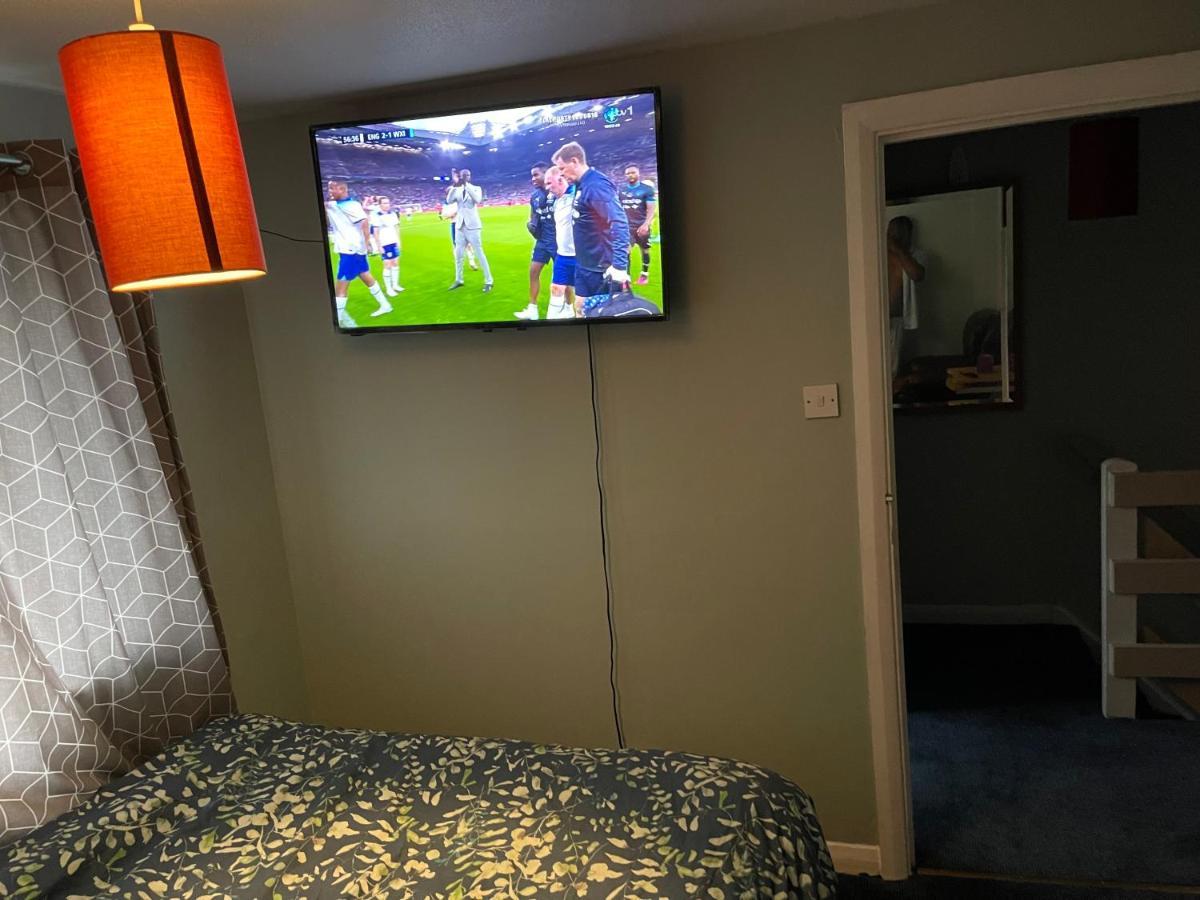 1 Bedroom In 3Bed House ブリストル エクステリア 写真
