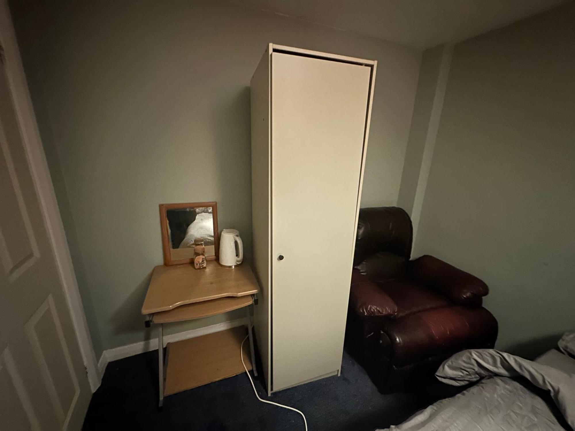 1 Bedroom In 3Bed House ブリストル エクステリア 写真